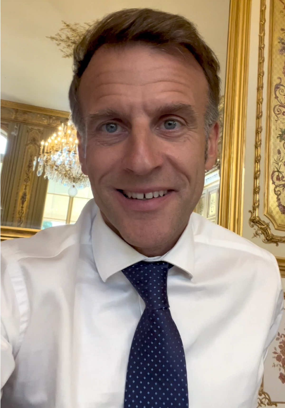 @Emmanuel Macron