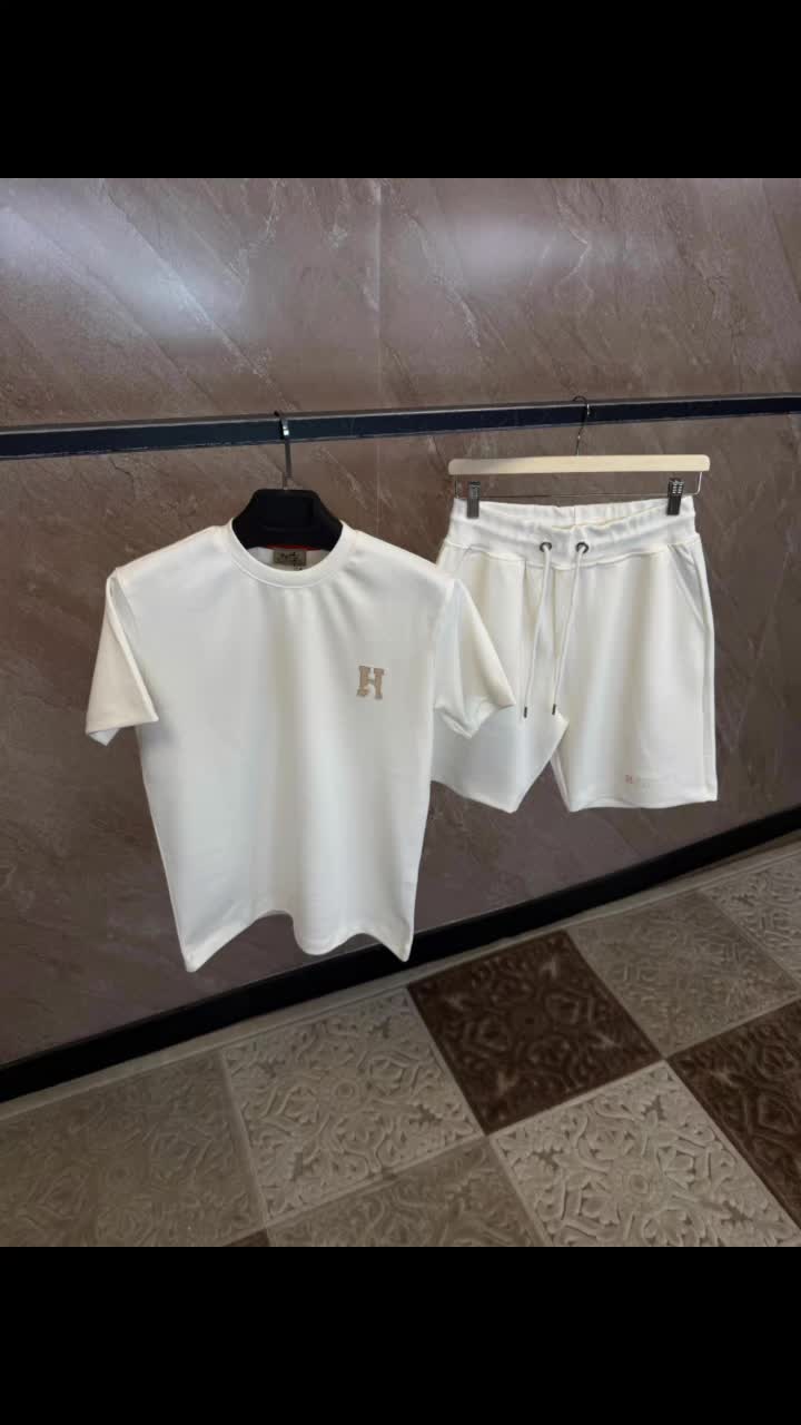 @Royal_topoutlet