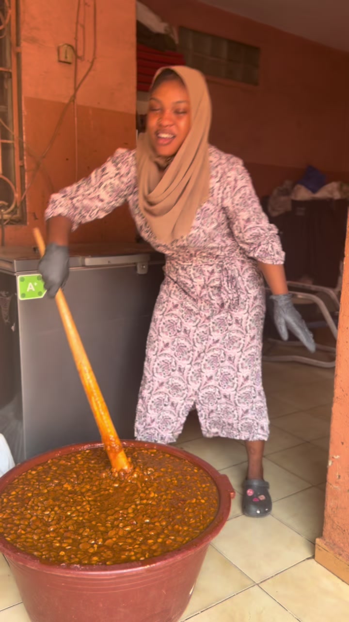 @Zaban douman chez Djoba Gucci