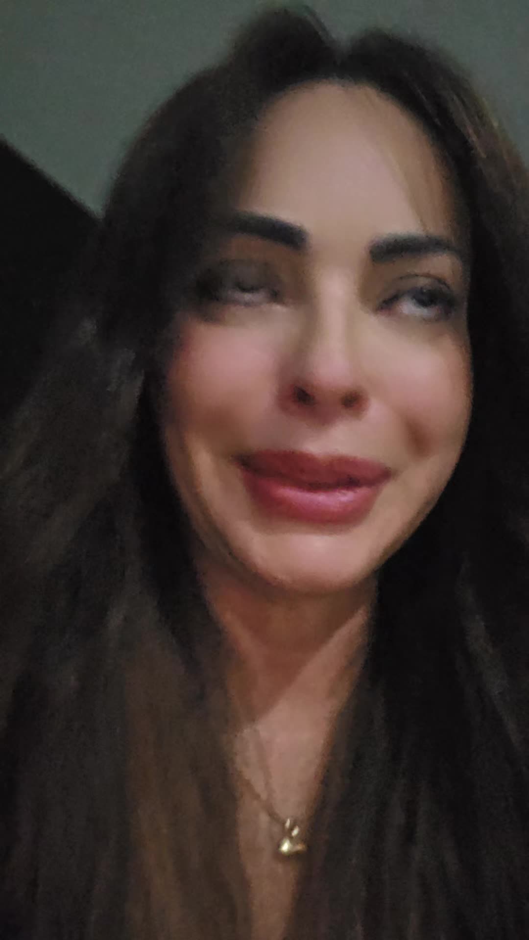 @Luna