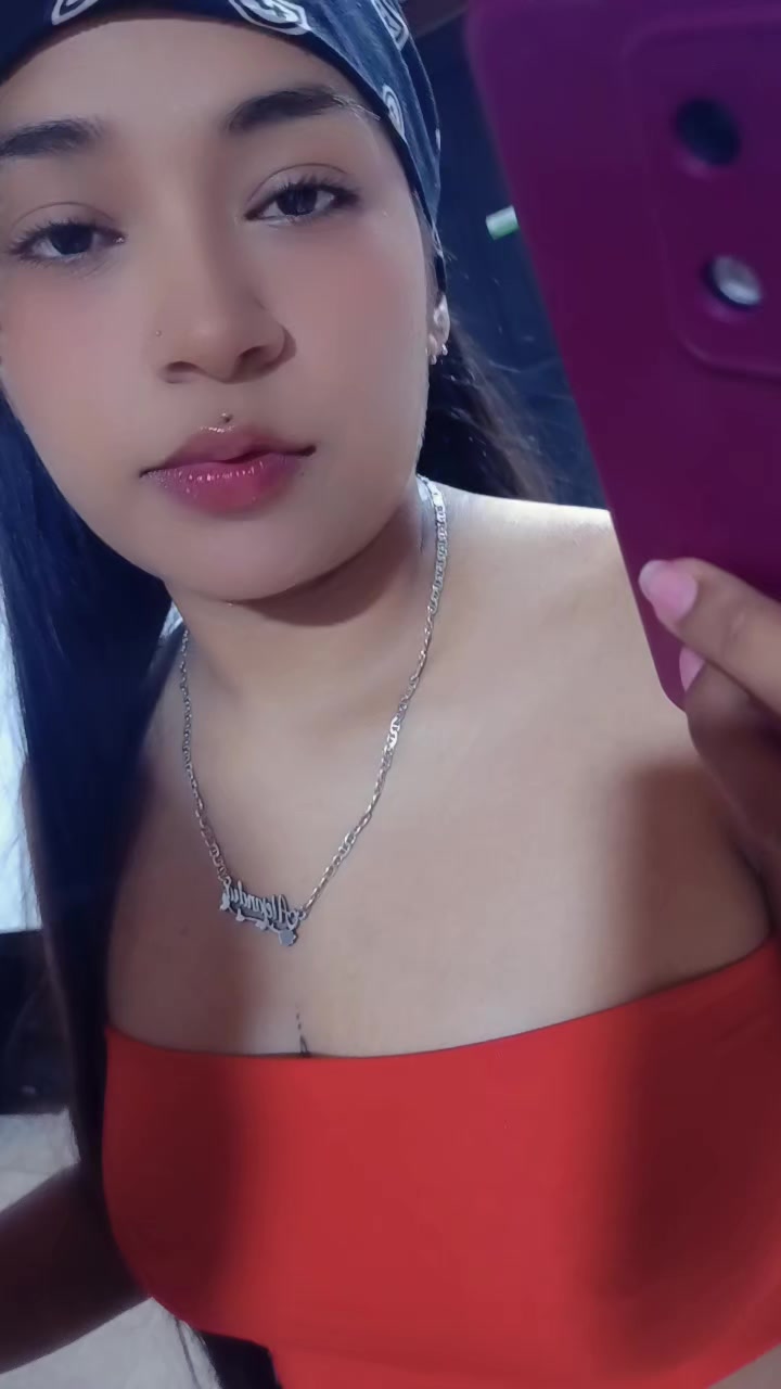 @Ale🧚🏼♀️💜Ojitos lindos💜
