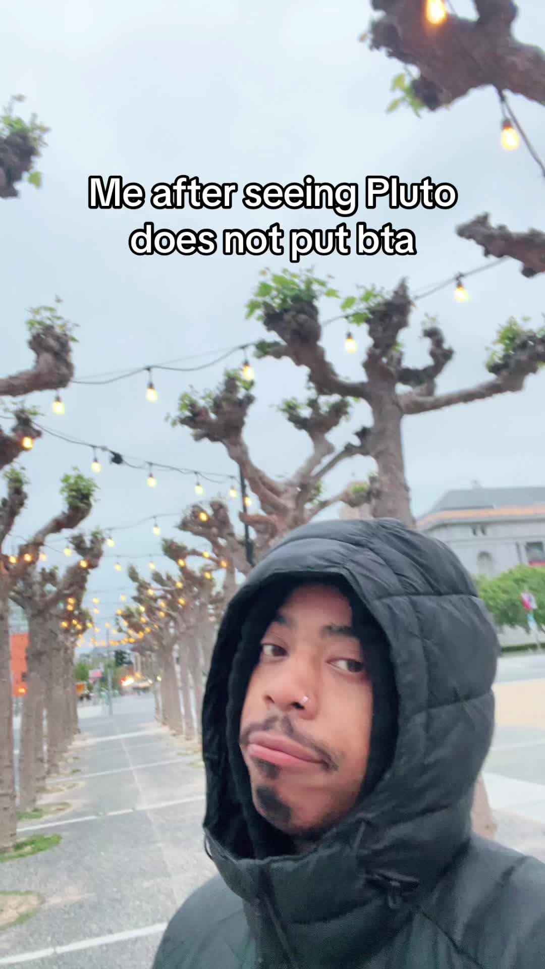@Ilovecharlez