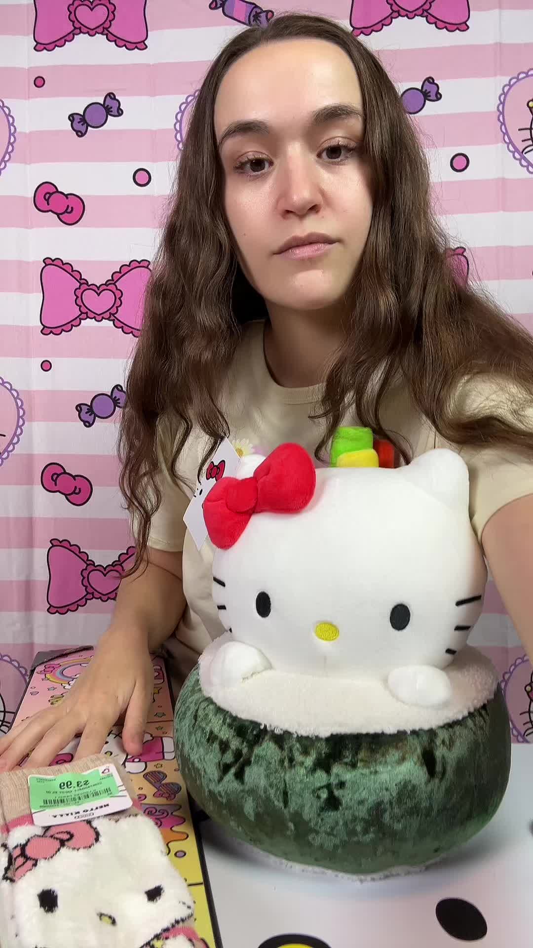 @k1ttynextdoor