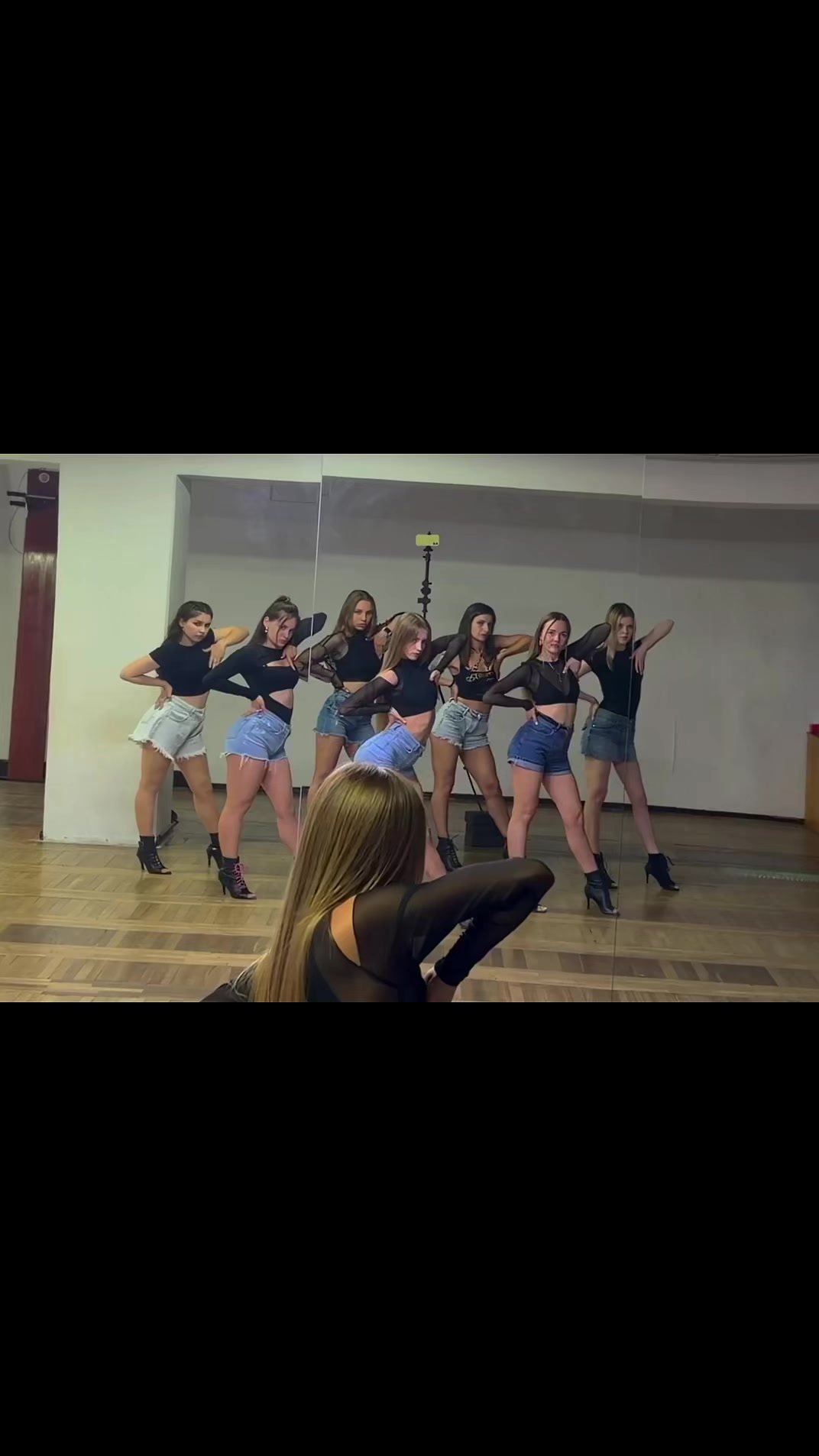 @nli.k.dance