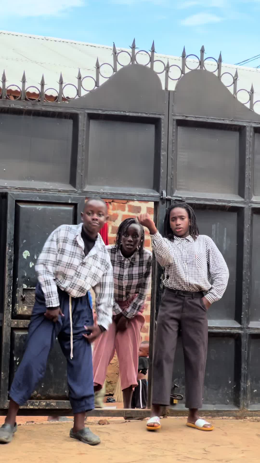 @DREAM HUDSON GIRLS 🇺🇬🇺🇸