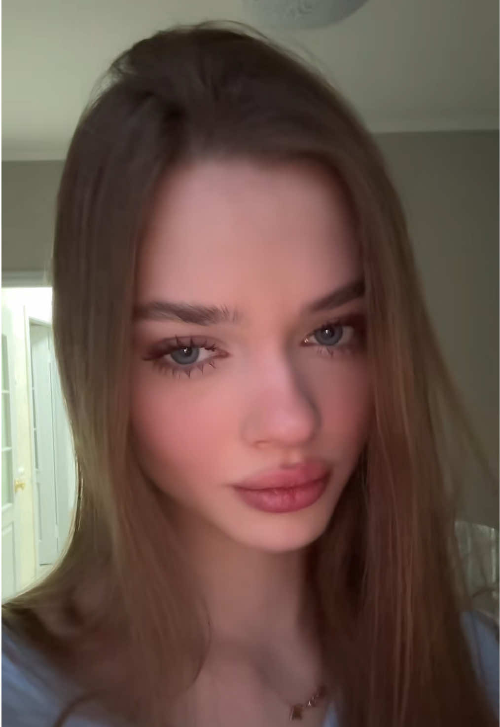 @Євеліна