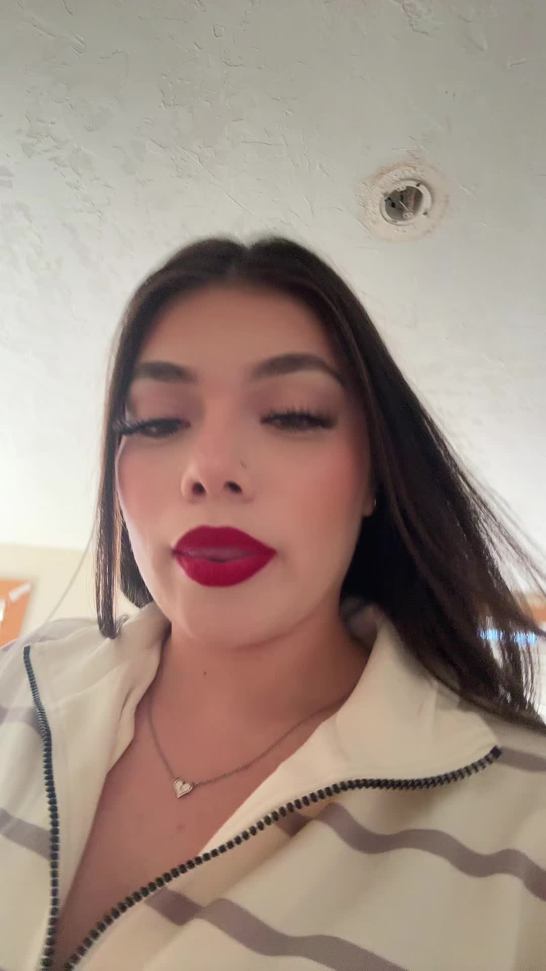 @Amairani