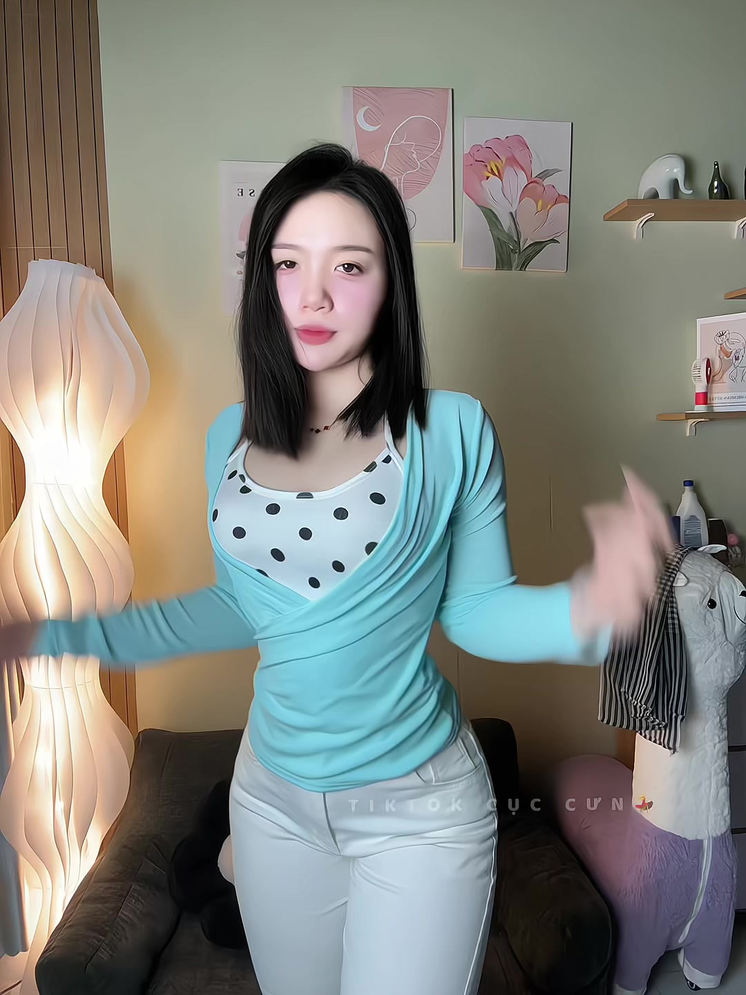 @Cục Cưn💃