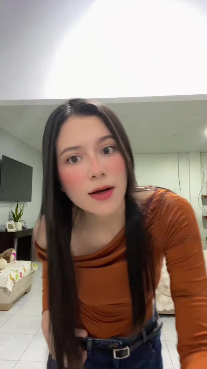 @𝒜𝓁𝒾✨💛