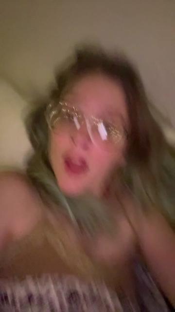 @<3