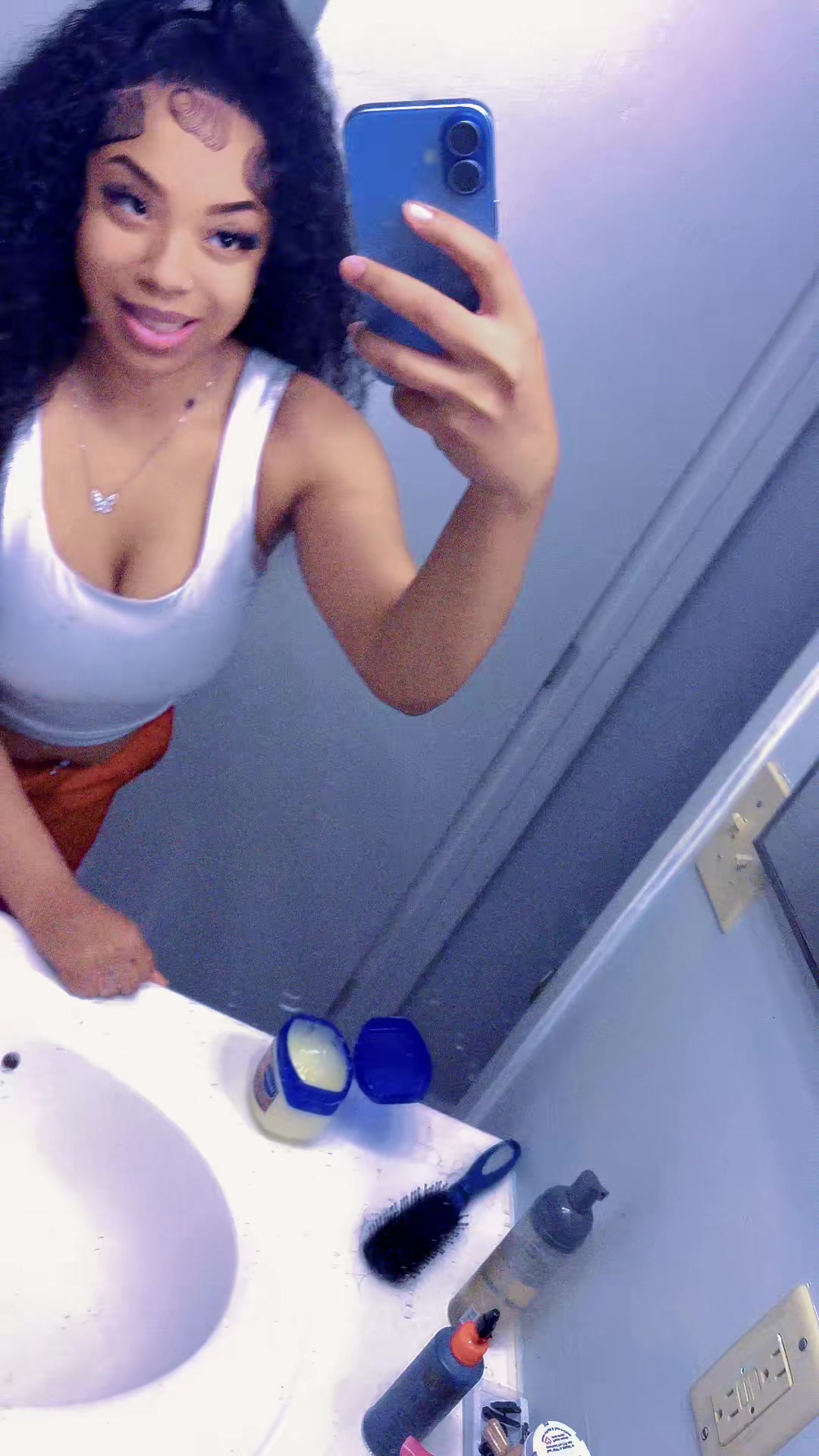@Nia 💙