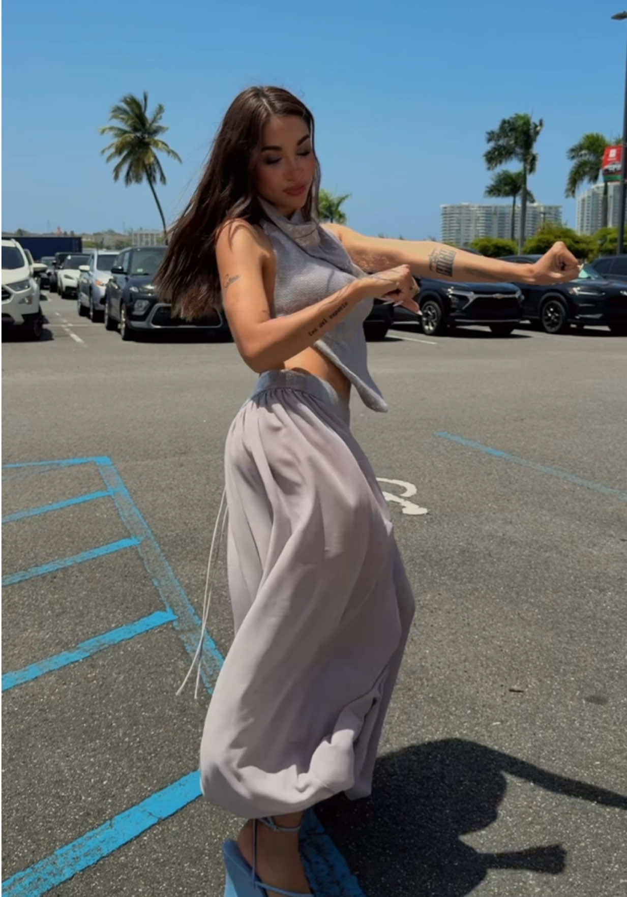 @Maria Becerra