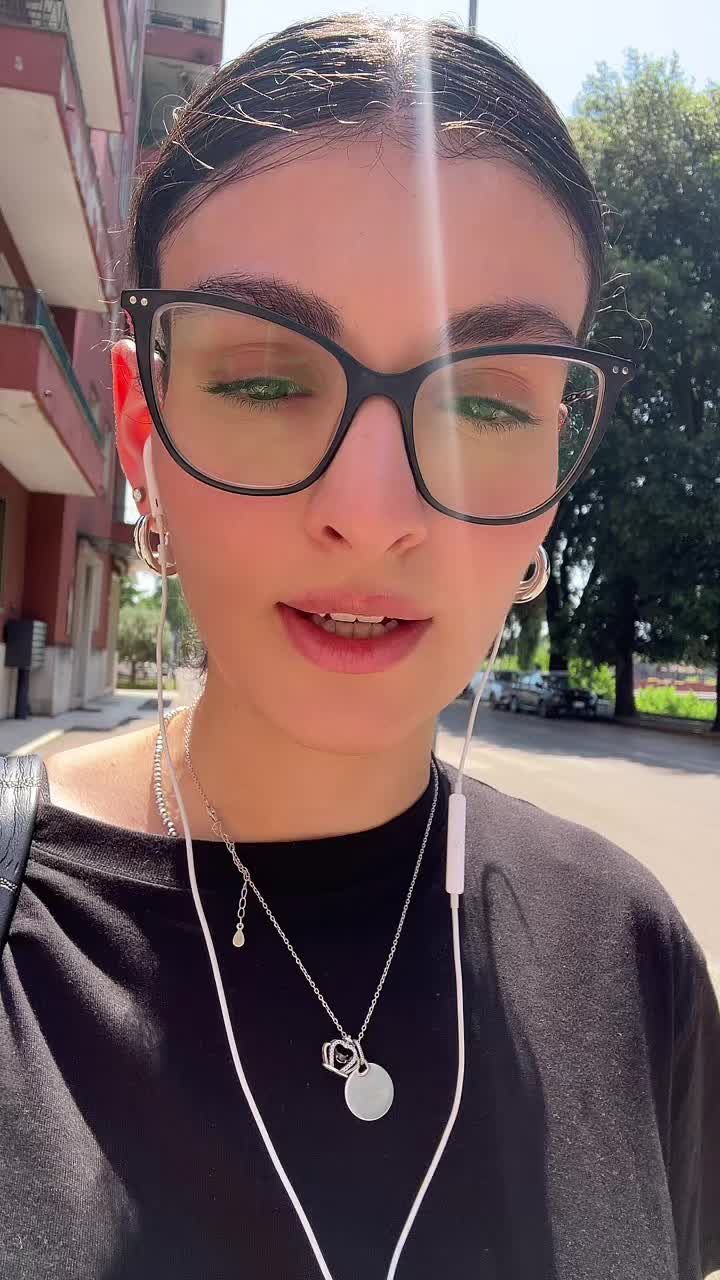 @Elina