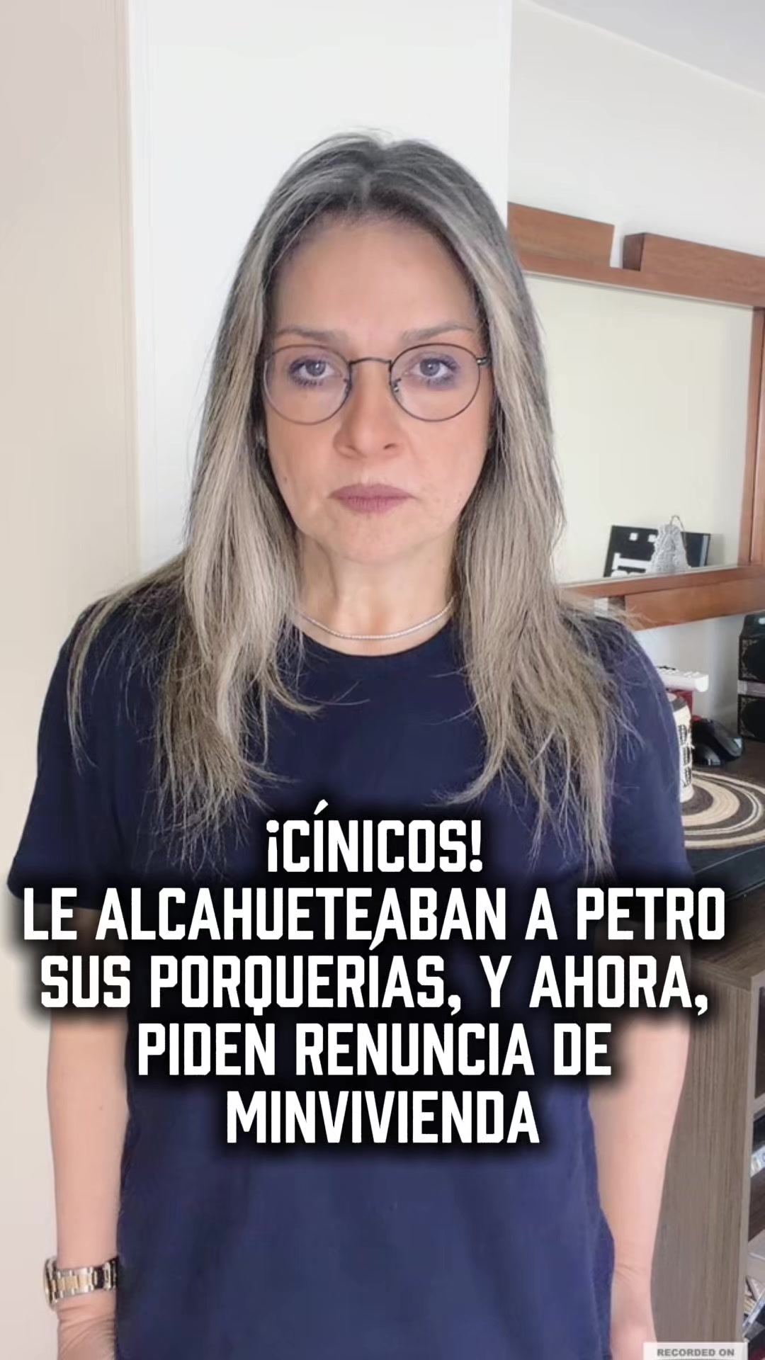 @Vicky D&aacute;vila