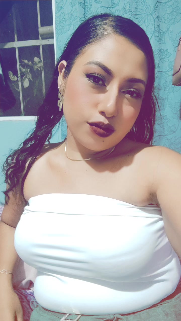 @𝓩𝓾𝓻𝔂 🍓✨