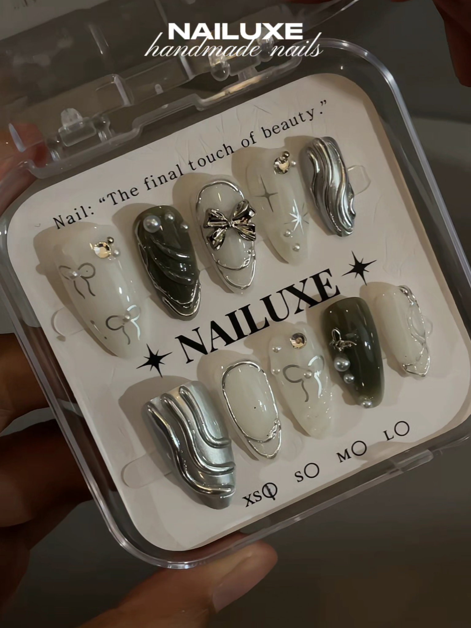 @mika ★