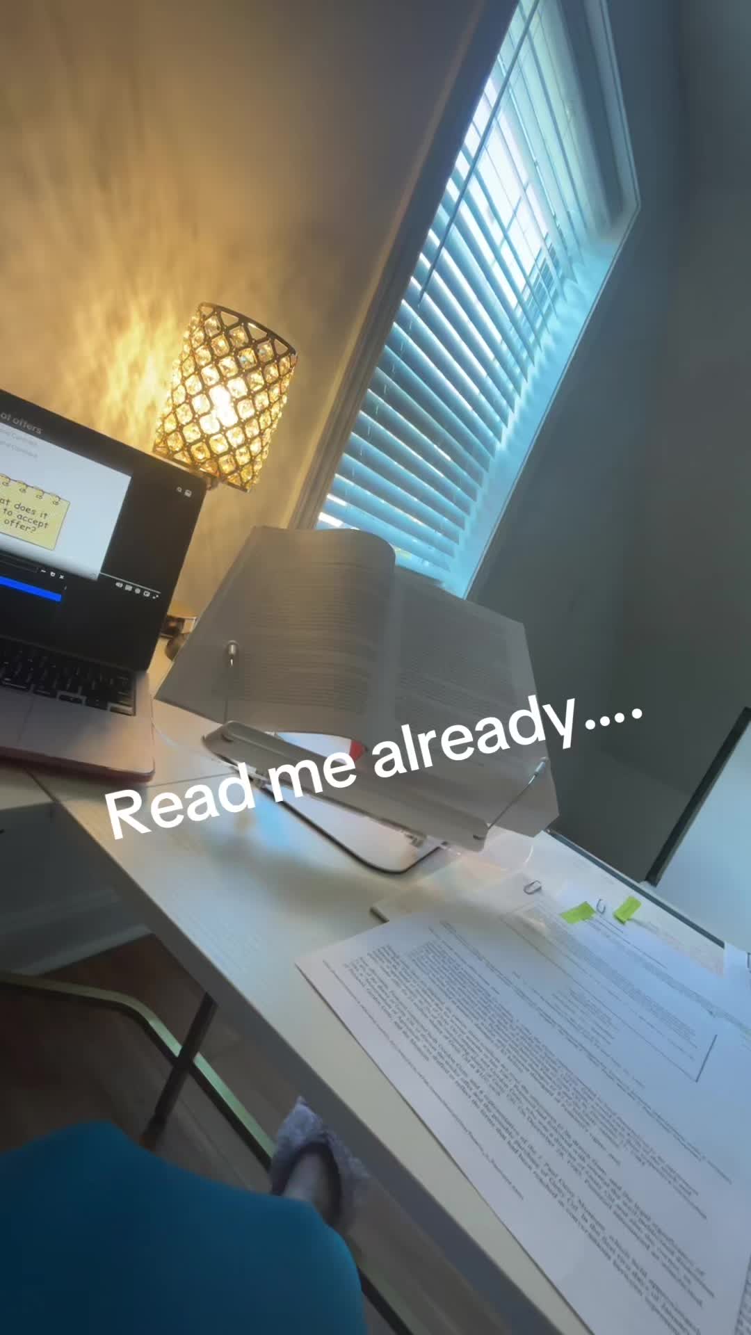 @Melissa | 1L ⚖️