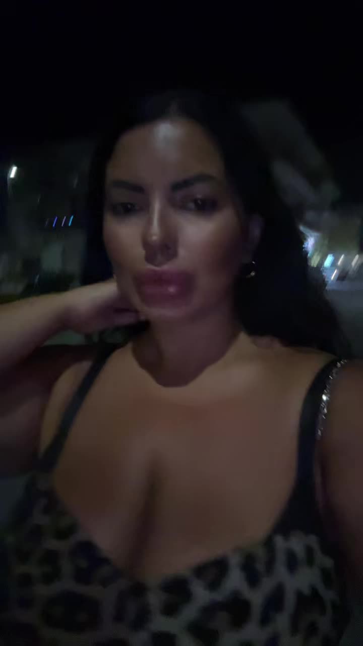 @Carmen Jasmine Esmer