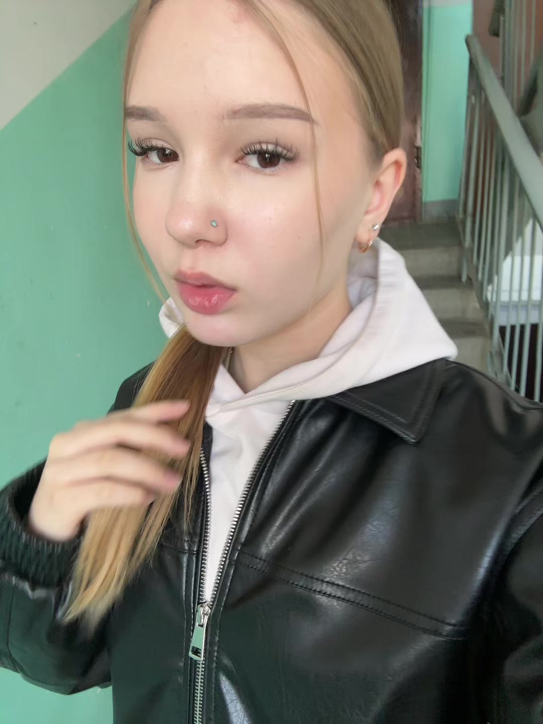@алиса