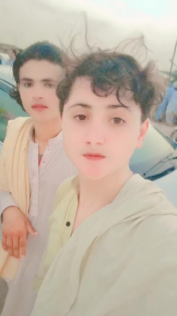 @🥀Badamii Gulli 👑