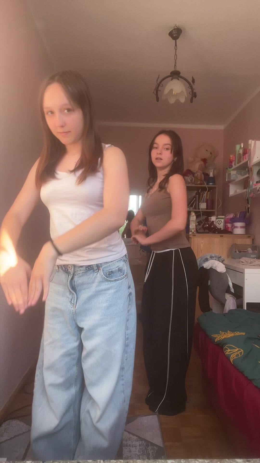 @𝓳
