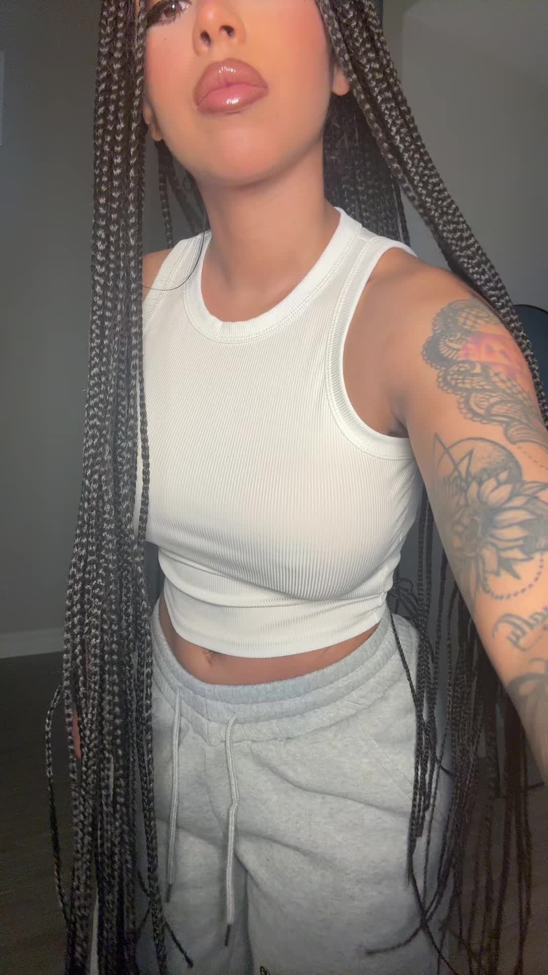 @Natalee🦋