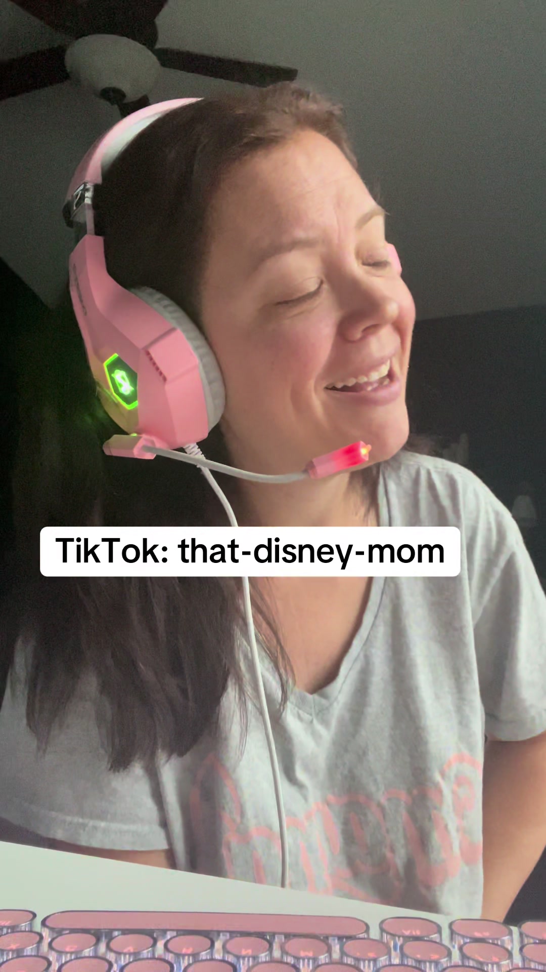 @That Disney Mom ✨