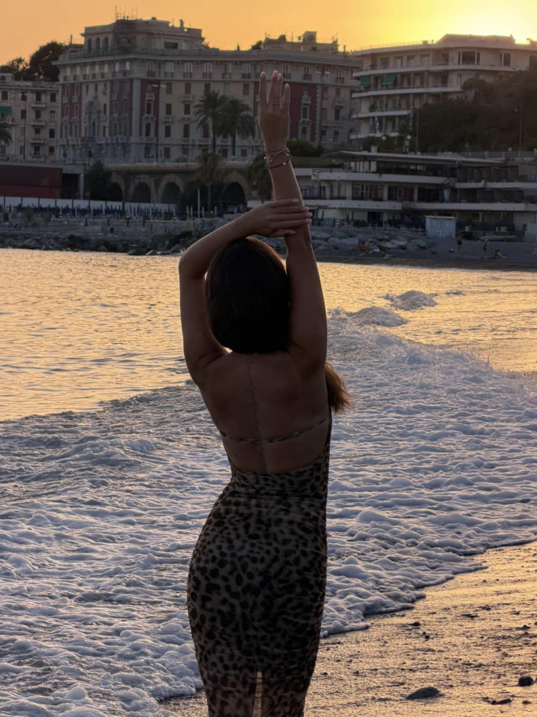 @𝑱𝒖𝒍𝒊𝒂𝒏𝒂