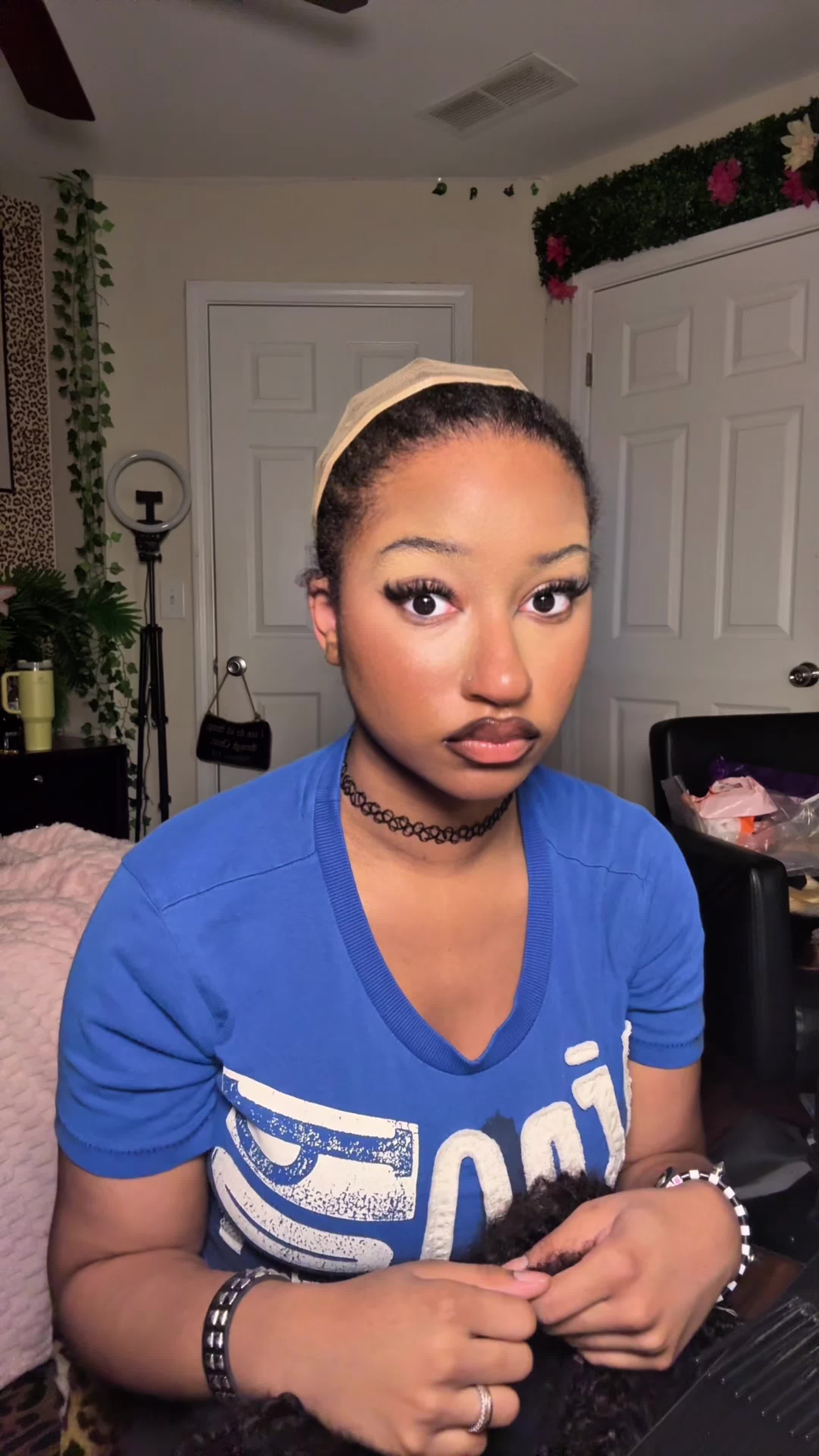 @￶