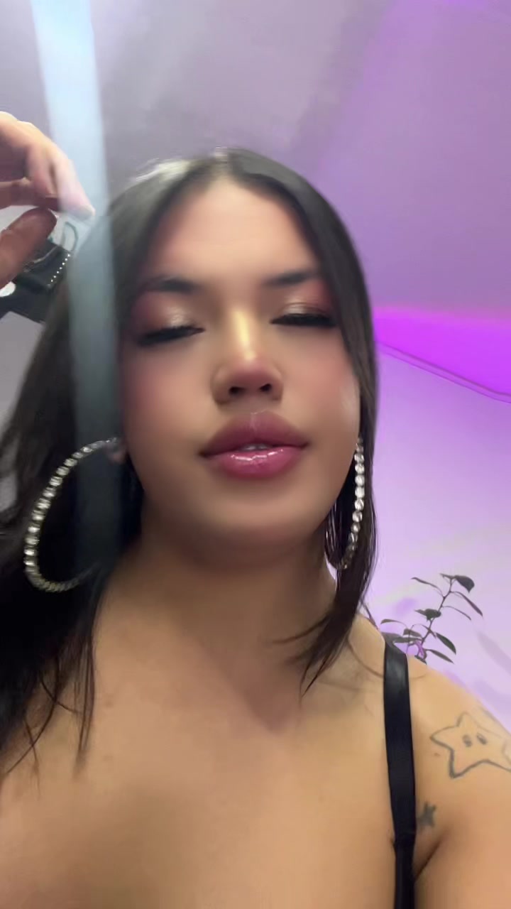 @Ashleyjhoanna18