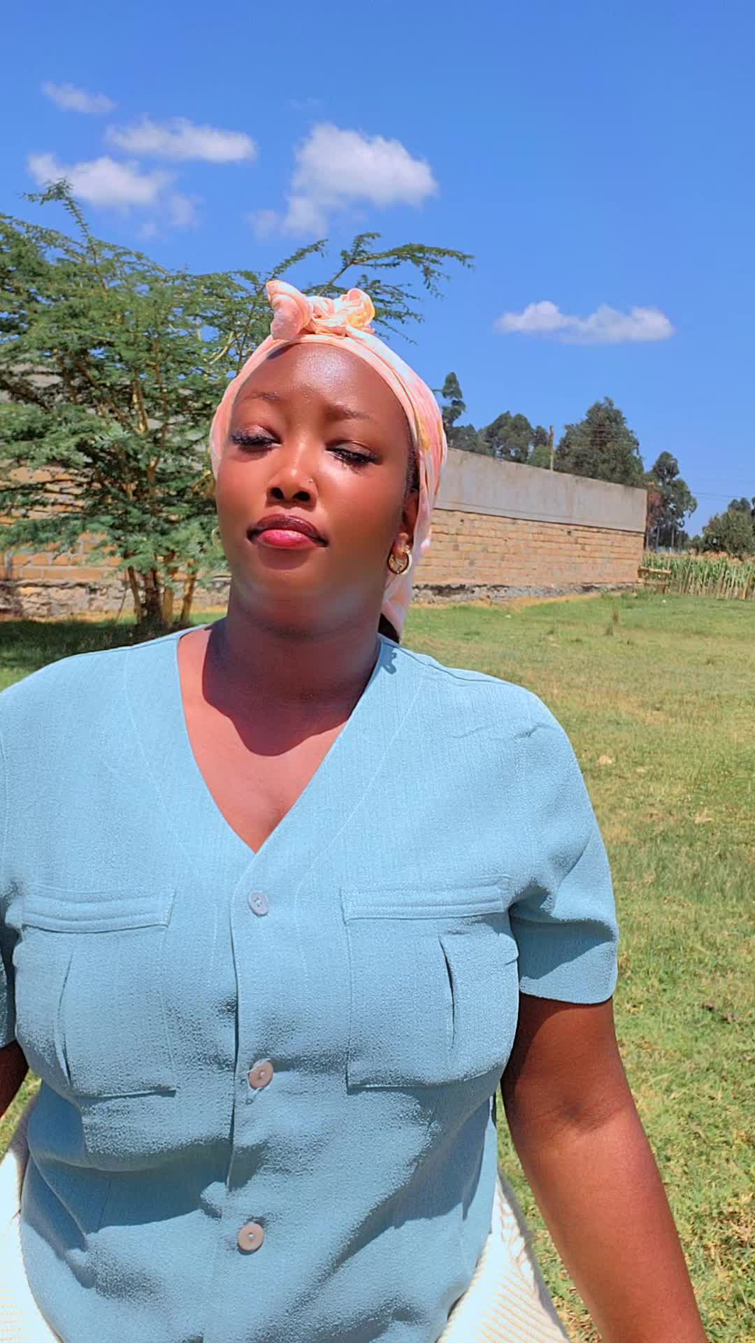@Claudia tenai🇰🇪
