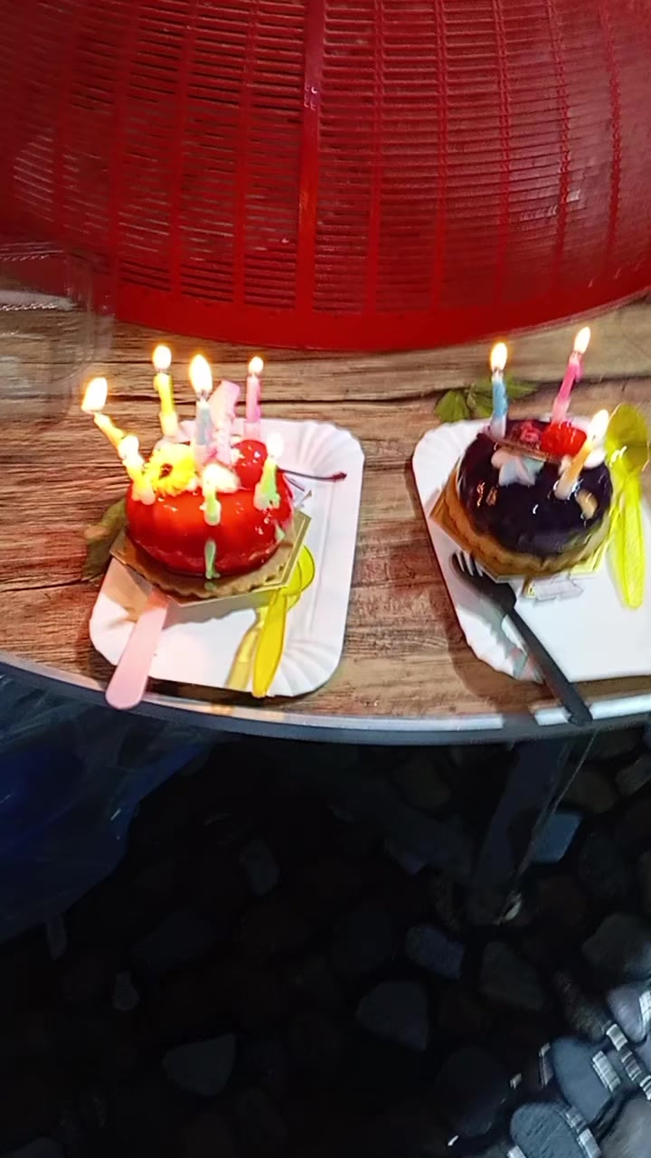 @Shinphonehnin