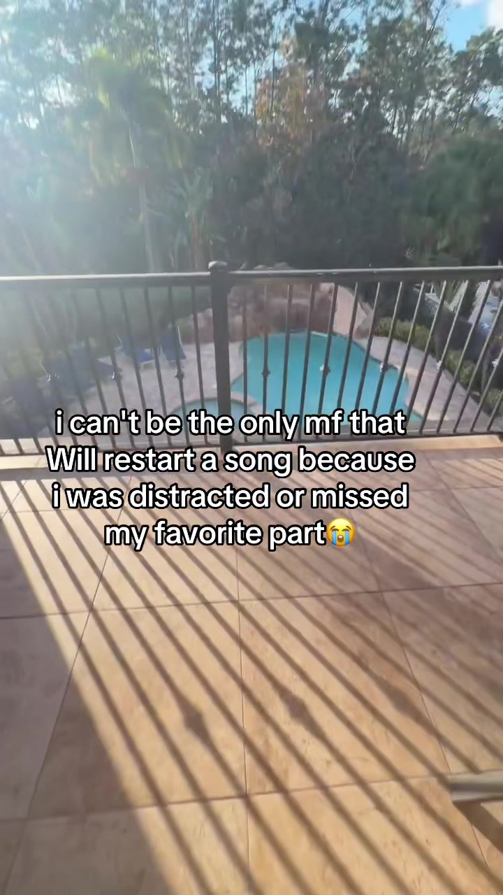 @b4yx