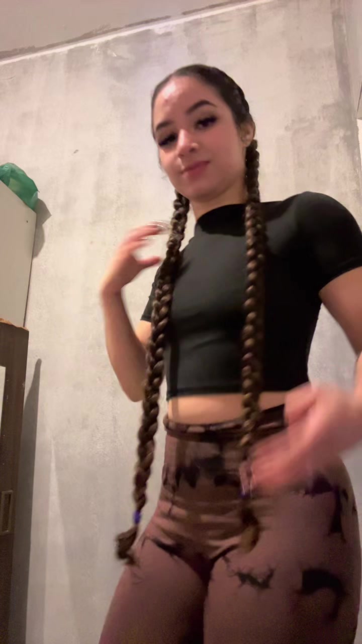 @Larissa