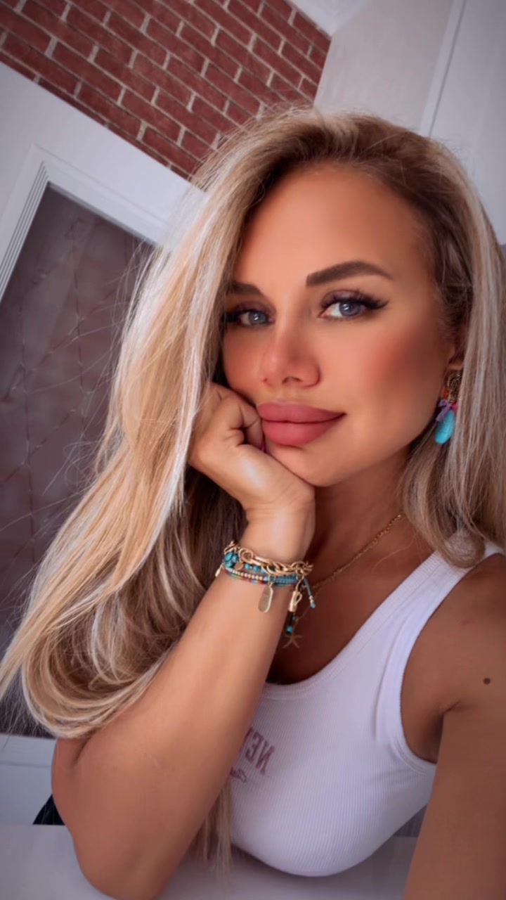 @꧁༺ 𝓐𝔂𝓵𝓾𝓼𝓱𝓪 ༻꧂🇦🇿💖