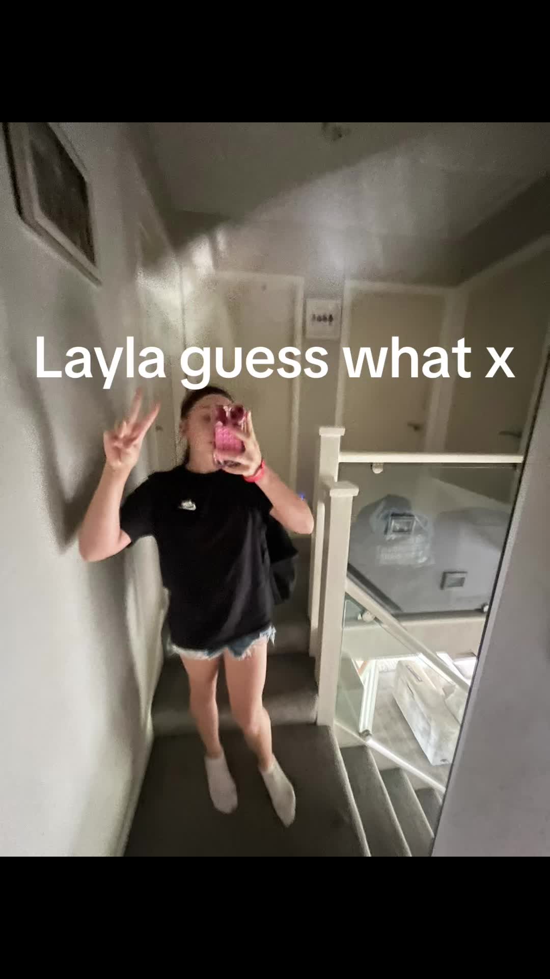 @Ella_thesmella