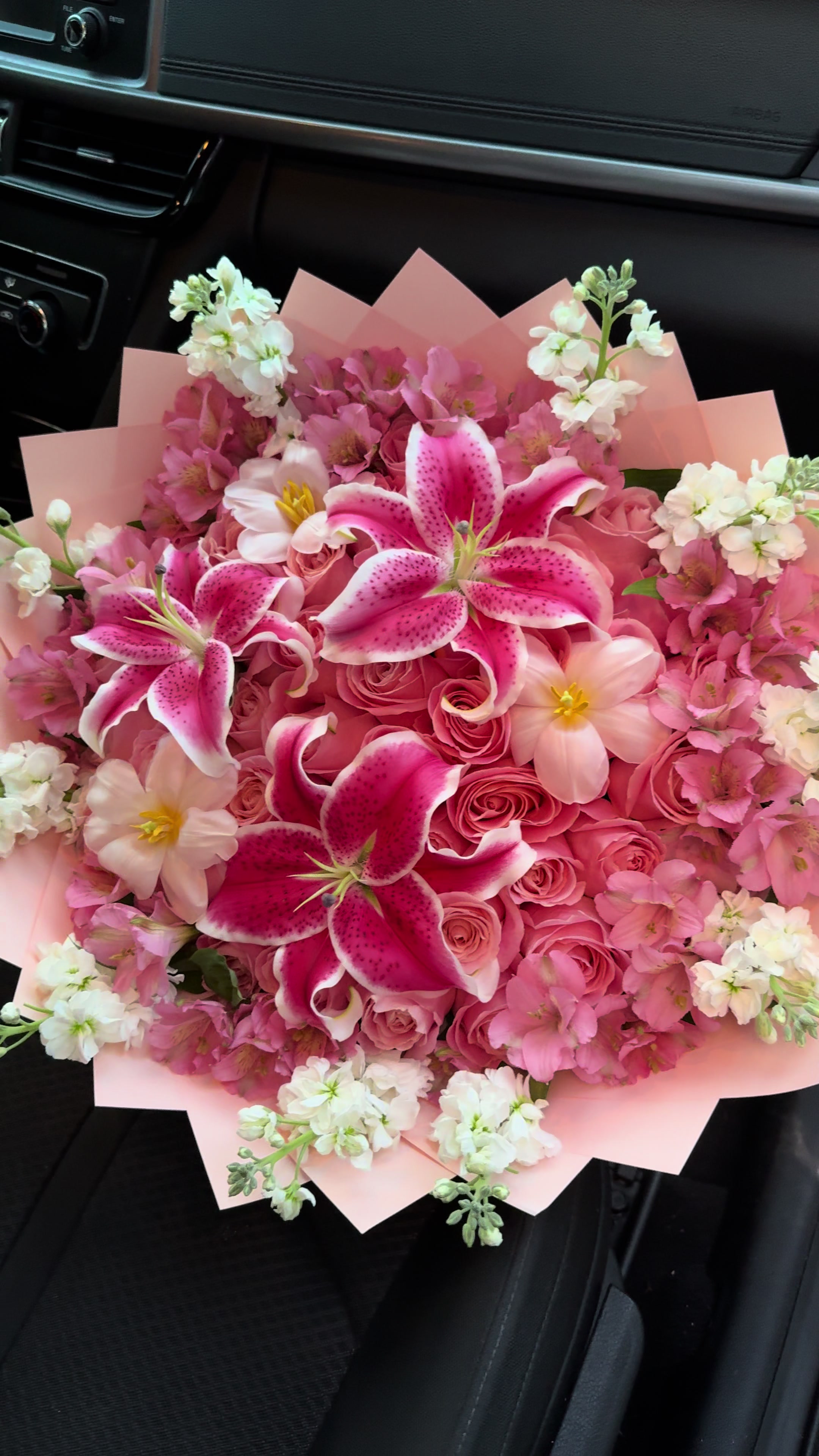 @rossellblooms