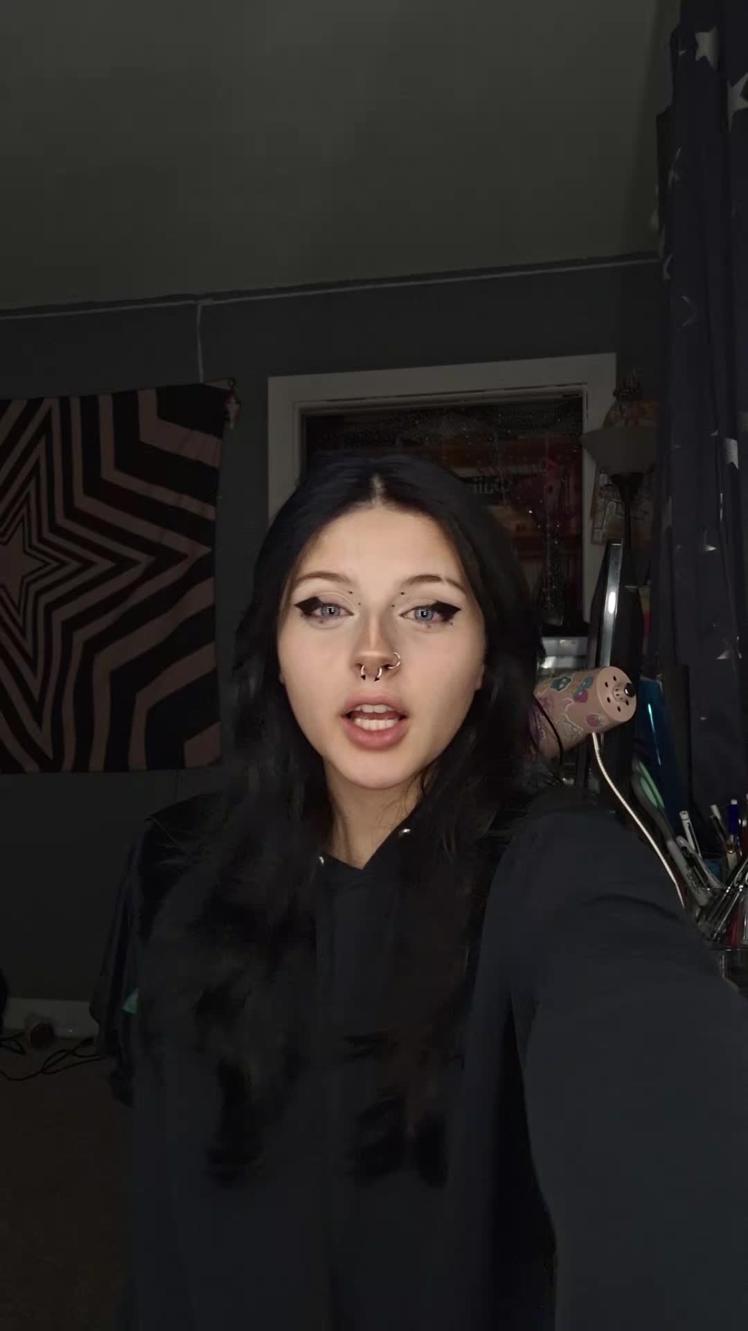 @𝓹𝓻𝓲𝓷𝓬𝓮𝓼𝓼^᪲𝓶𝓮𝓵𝓸𝓭𝔂