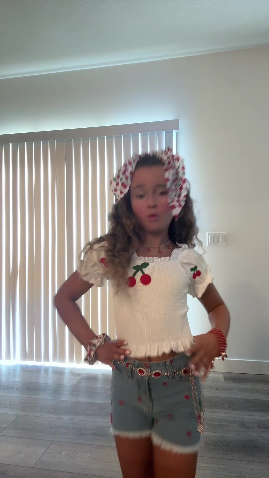 @melania
