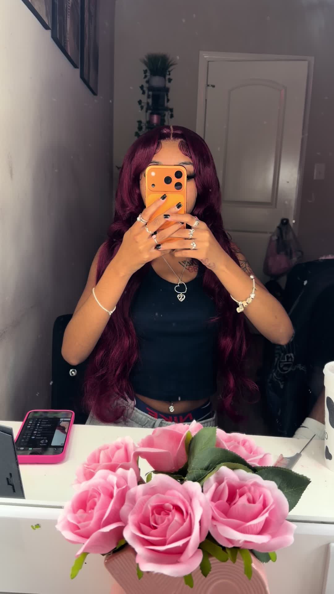 @niyahmfsanaye