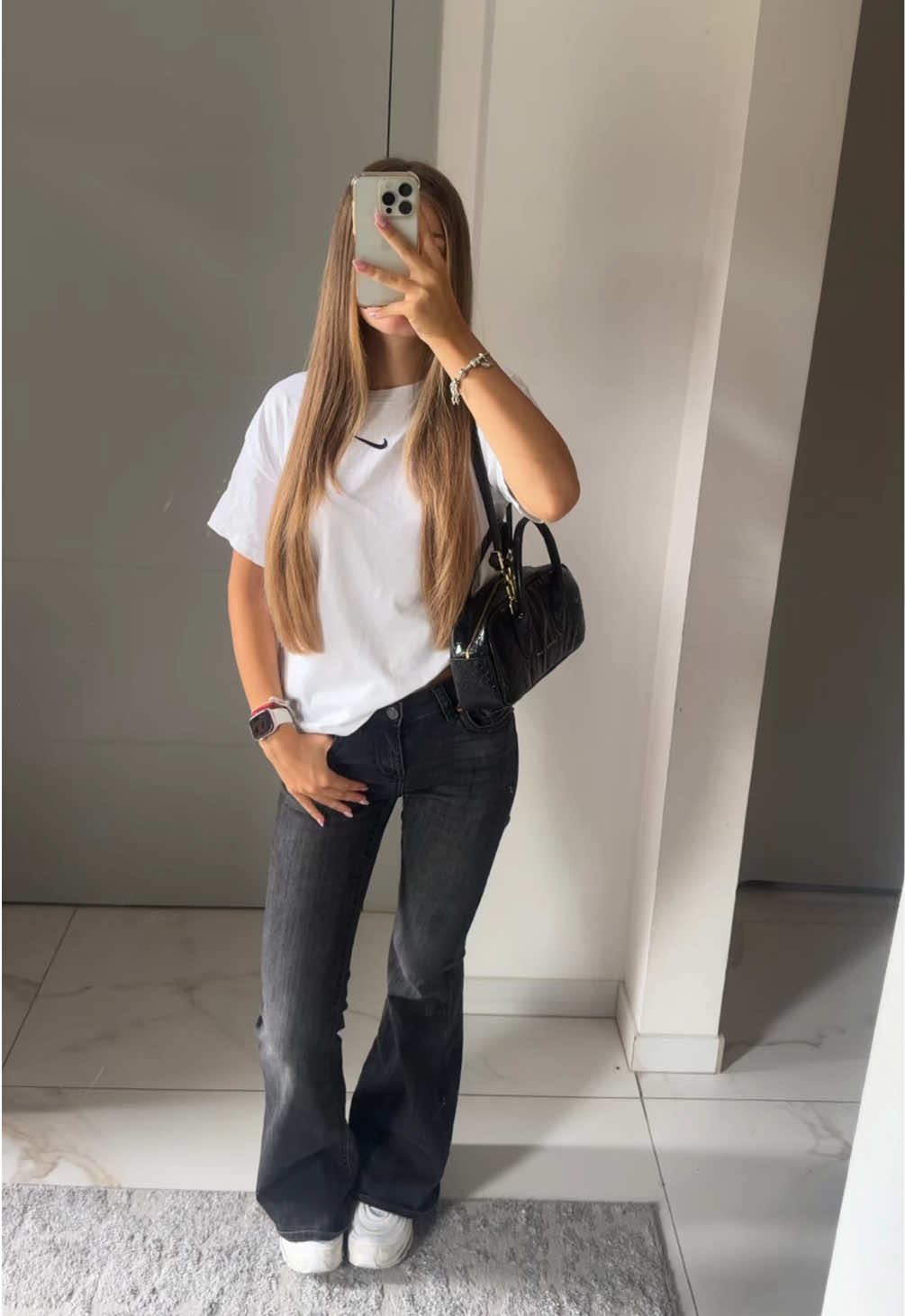 @lenusq