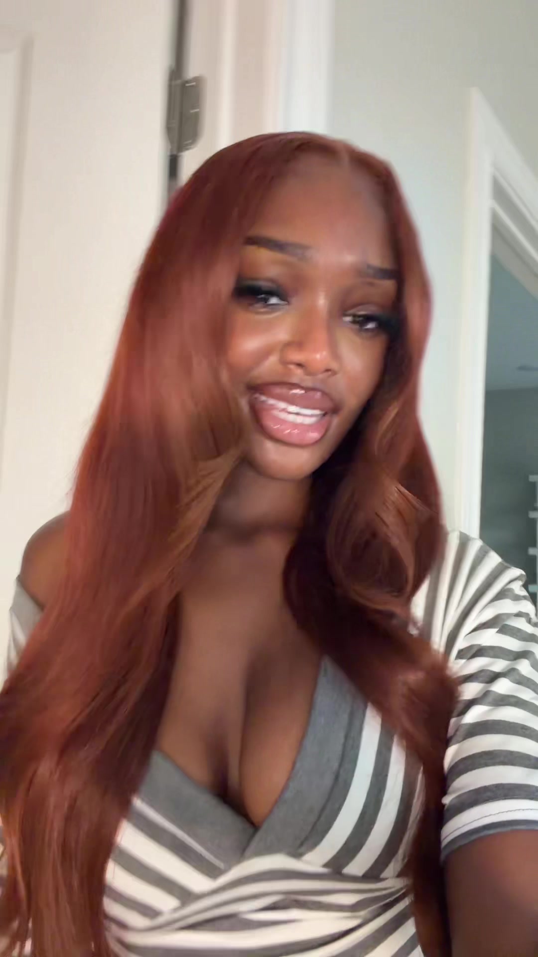 @essence dezell&eacute;