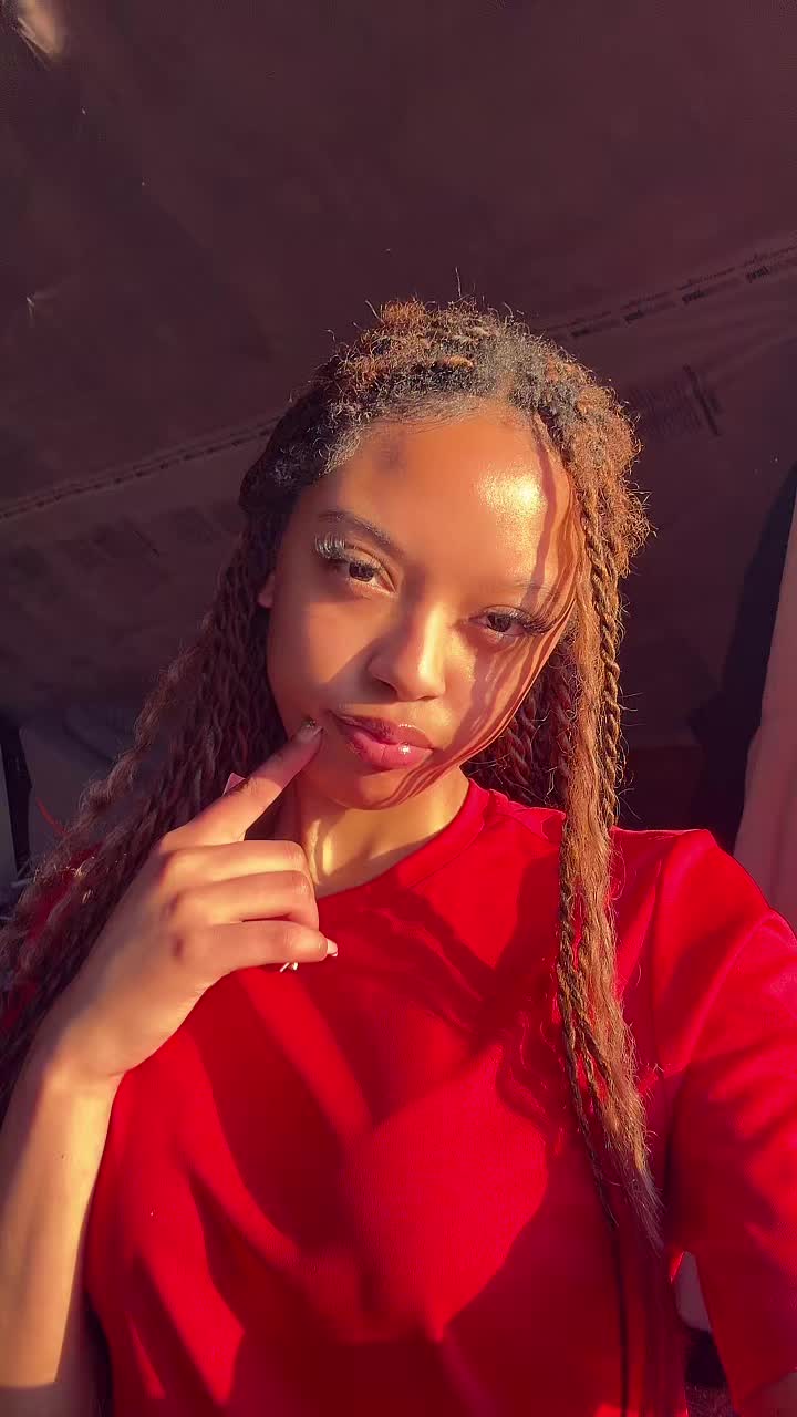 @caramellightskinn
