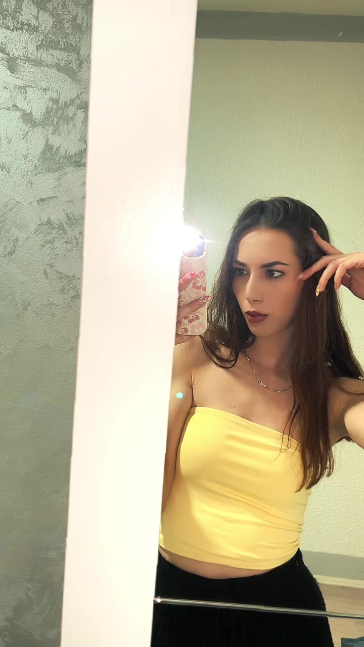 @𝓝𝓲𝓷𝓪