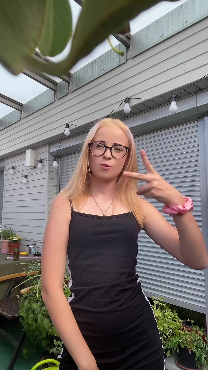 @nikolciaa