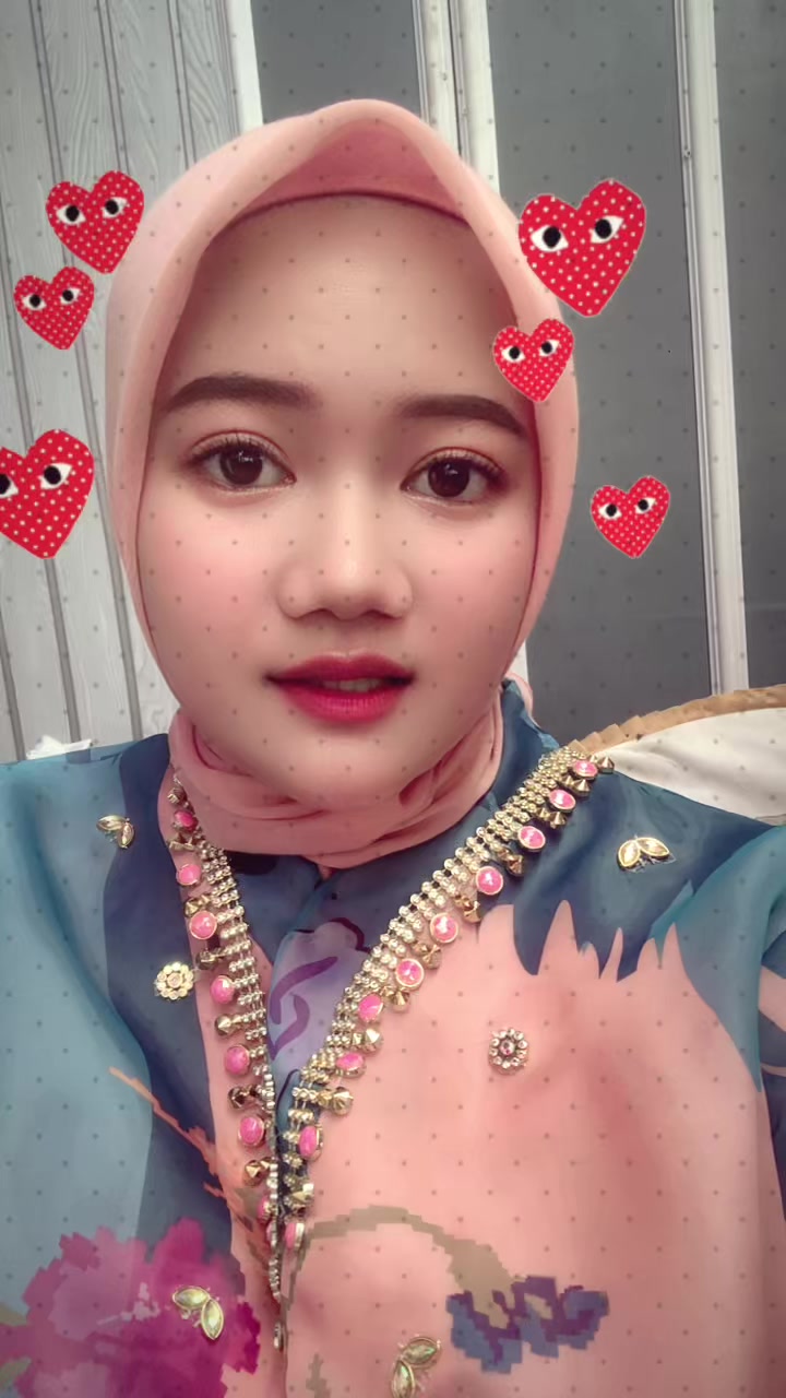 @Uniixx