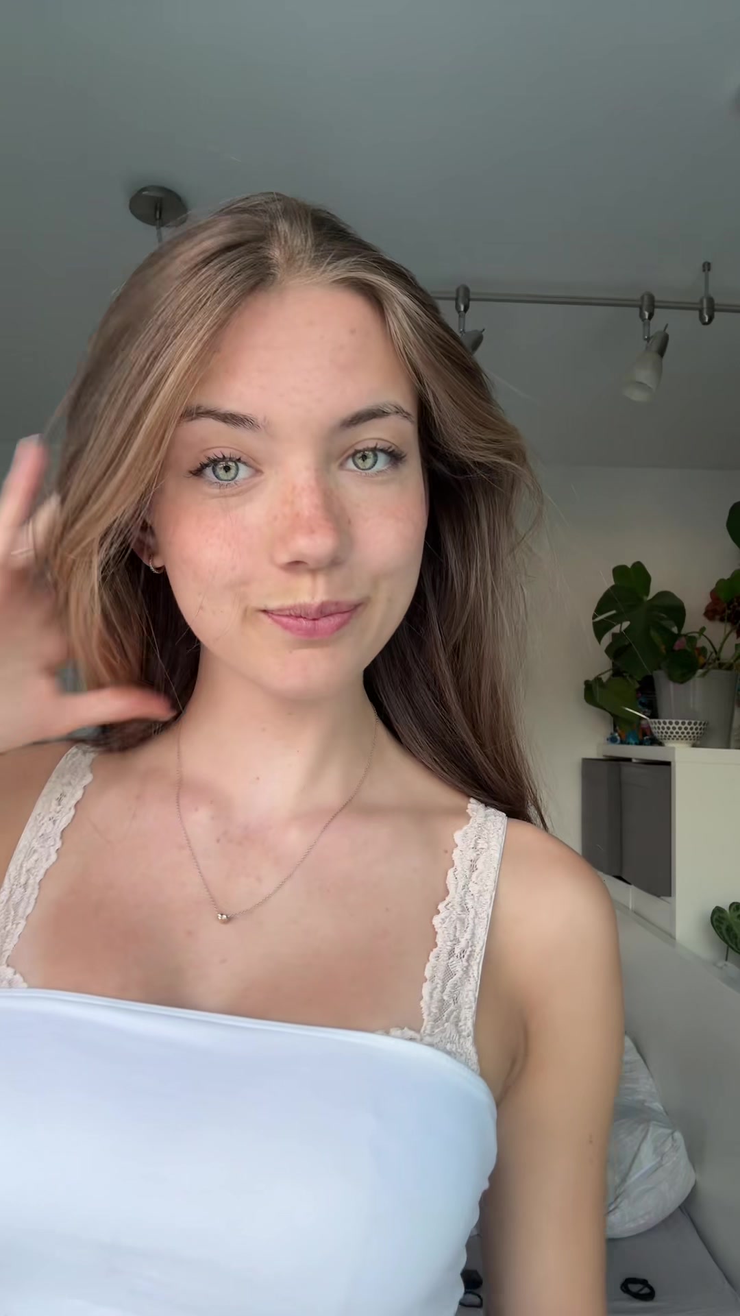 @mariella