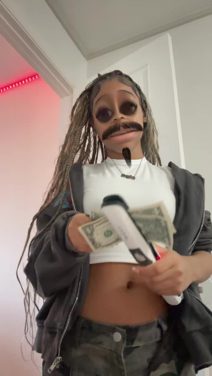 @𝐳𝐦