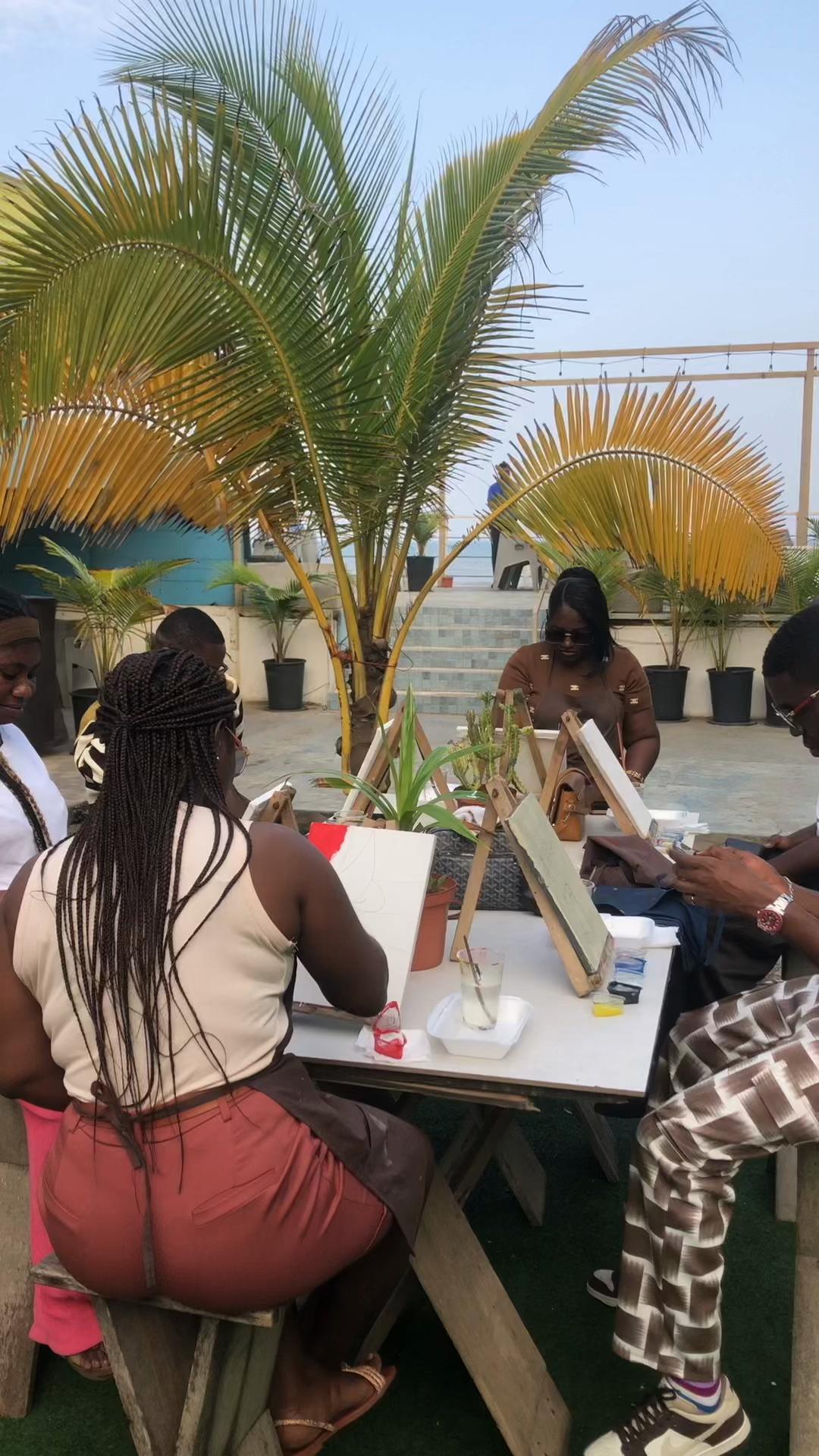 @Mos Art club🇬🇭