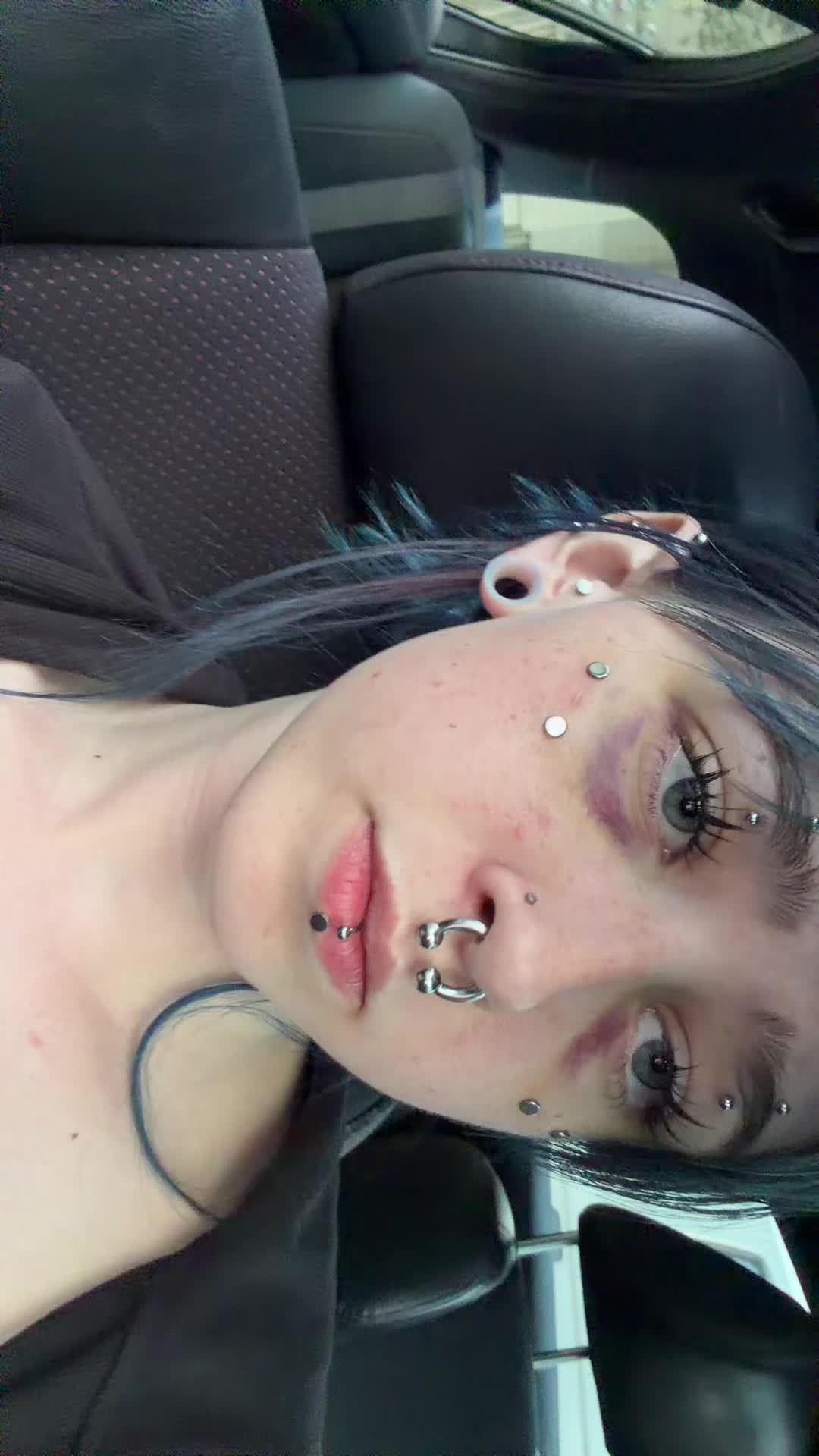 @lyrajet